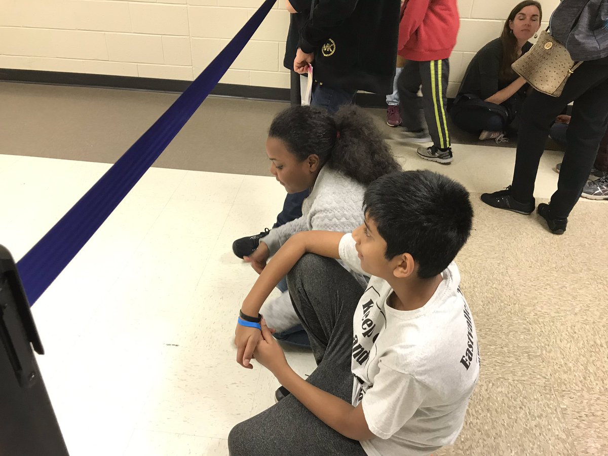 JenniferAGates's tweet photo. #competitionzone #seriousaboutplay #kidsonly #olympiansneededhere #team #OTOGSS #scienceOlympiad @gascioly @STEMCobb #stemcobb @jlh4224 @scoutshouse1 @ReneeGarriss @whitspooner #TeamMVES  @MtnViewES #LoveToSTEMHere https://t.co/cLmYvciVVY