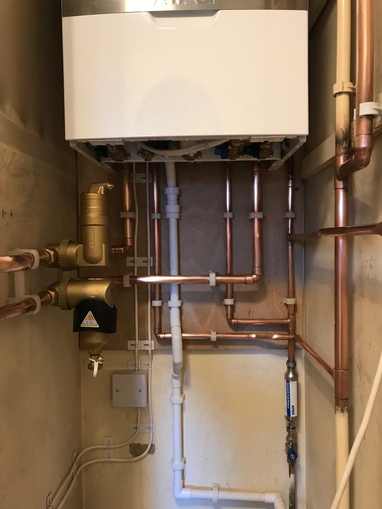 IanPlumbing 🍺 tweet media