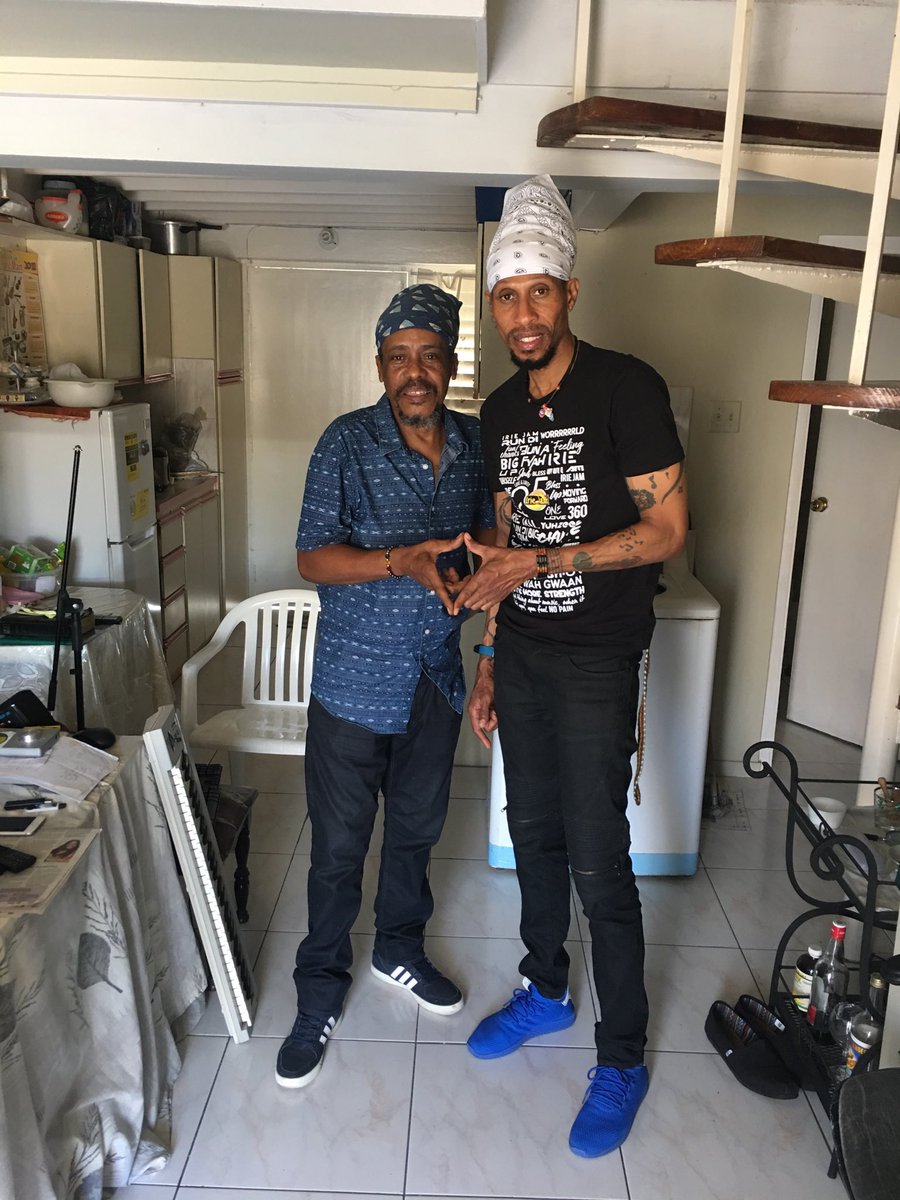 FreemynzMusic's tweet image. Got lots of #goodadvice &amp;amp; #encouragement from one of #greatest &amp;amp; #livinglegend #DaltonBrownie #DubKing #Kingston #Jamaica @Ne2Nevin @LenkyMarsden