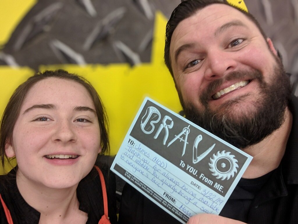 2014medrano's tweet photo. What is this??? Our LP Gadiel giving out some #SafetyBravos Way to go! Bravos for Dominique, Bill, Jermaine, Matthew and our Night OASM James! #SuccessSharing2019 #Day2isHere #MakingGreatness #405RULZ #TeamG3 #D130Driven #SafeAndAwesome https://t.co/TJD8SirqeT
