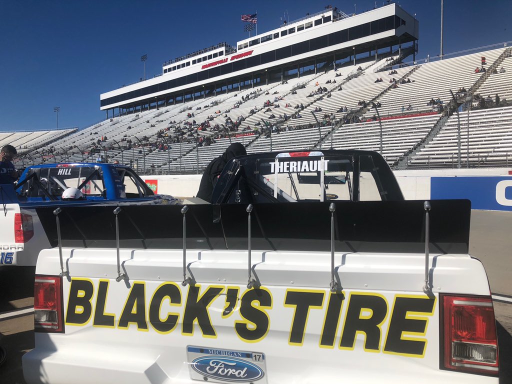 Let’s go qualify this <a href="/BlacksTire/">Black's Tire Service</a> @FordPerformance F-150 at <a href="/MartinsvilleSwy/">Martinsville Speedway</a> <a href="/AustinTheriault/">Austin Theriault</a>