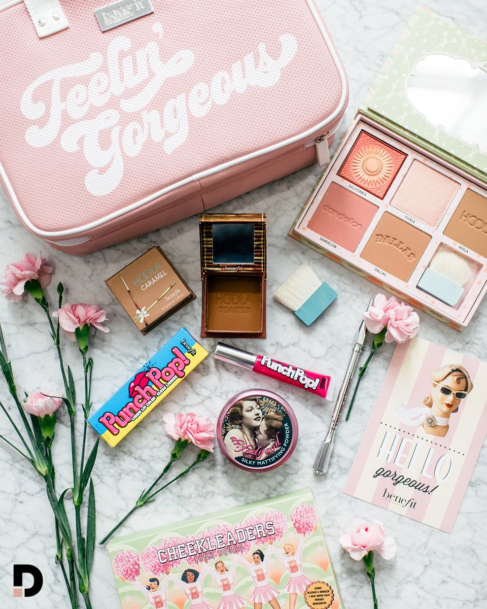 daremagca's tweet photo. 🌸 #GiveawayAlert 🌸 We're giving away TONS of bene-goodies from @BenefitCanada - head over to our IG to enter: https://t.co/AHsUC8bav6
#win #contest #giveaway https://t.co/vEm42rziTE
