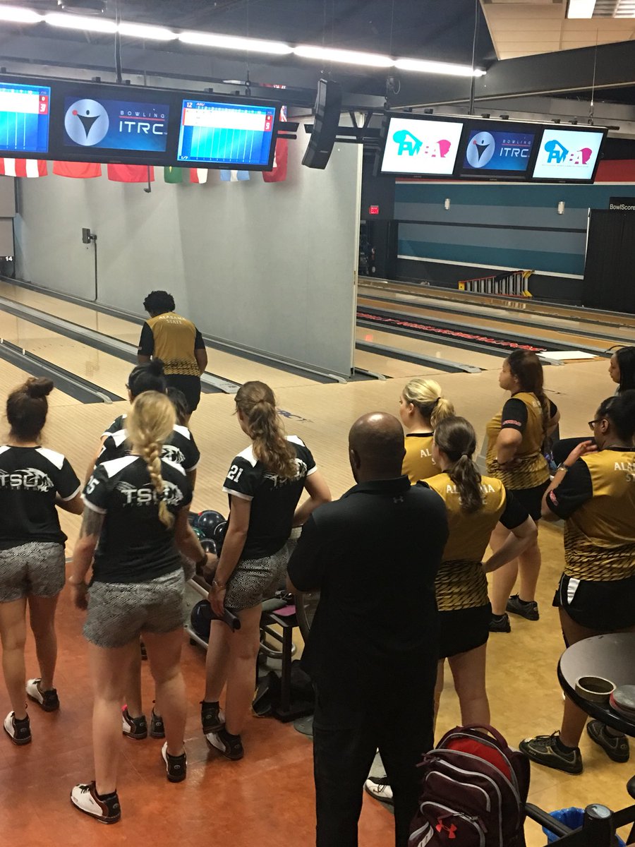 USBC's tweet photo. LIVE NOW: Double-elimination match play at @theswac Bowling Championship is underway at the @BowlingITRC. Watch live coverage of all five rounds today on https://t.co/gs2oNY5XwS.

#SWACBowling #AFutureForTheSport https://t.co/XTF1f50OFj