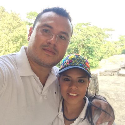 Hildavazquezv's tweet photo. #NuevaFotoDePerfil https://t.co/wo495tvPYC