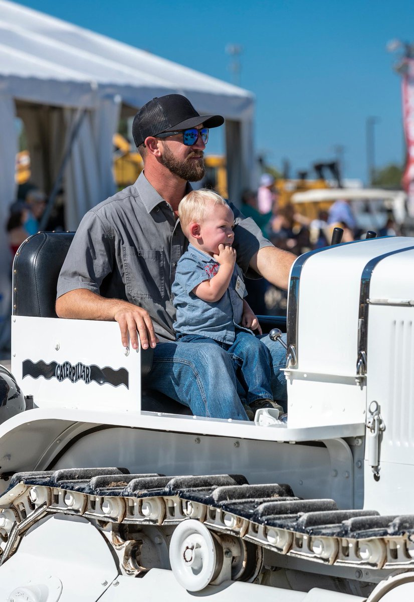 CaterpillarInc's tweet photo. Painted white with nickel and brass finishes, our Expo 20 tractor traveled around as a show machine and was painstakingly restored by the Veerkamp family, keeping all the original details. Hear more from Matt Veerkamp: https://t.co/8Gj1QWKTYD. https://t.co/aJFPDEArgB