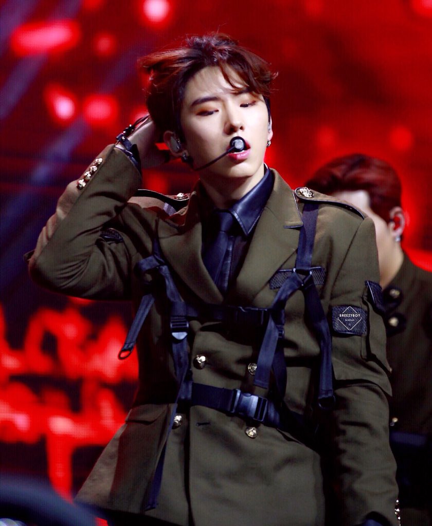 Okay loves.We rounding off at 20 posts of our Shark  Kihyun Pic Thread.I hope you enjoyed this thread and seeing the duality that our lovely Ki can show.~
