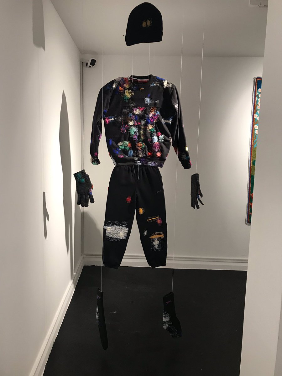 loubakerartist's tweet photo. Loved #subversivestitch #exhibition @tjboulting! #Fabulous #sculptures #mariannethoermer @_judithscott #visiblemending #celiapym #embroidery #jamestmerry & more! Sadly no #knitting, though. Maybe next time? #subversiveknitting #darning #stitch #weaving #embroidery #softsculpture https://t.co/ZCRtmgn60i