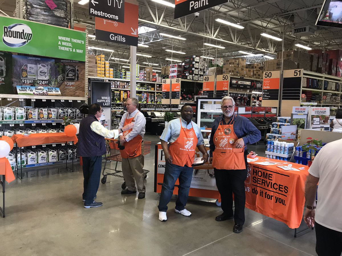 KurtHogan_HN's tweet photo. Combined HDI AND HDE at spring valley 6985. #PickMePickFirst #TexasMakeOverTakeOver @THDJAKEM @THDRyanSilcott @ThdMarla @StaceyTank @THDPatti @RonSerpaio @scottwhiteHD @VincealbaThd @LAPortelli @KurtHogan_HN @CambriaSurfaces @michael_HDE @JakeRod76410144 @MervinTHD https://t.co/iPZshpAZNC
