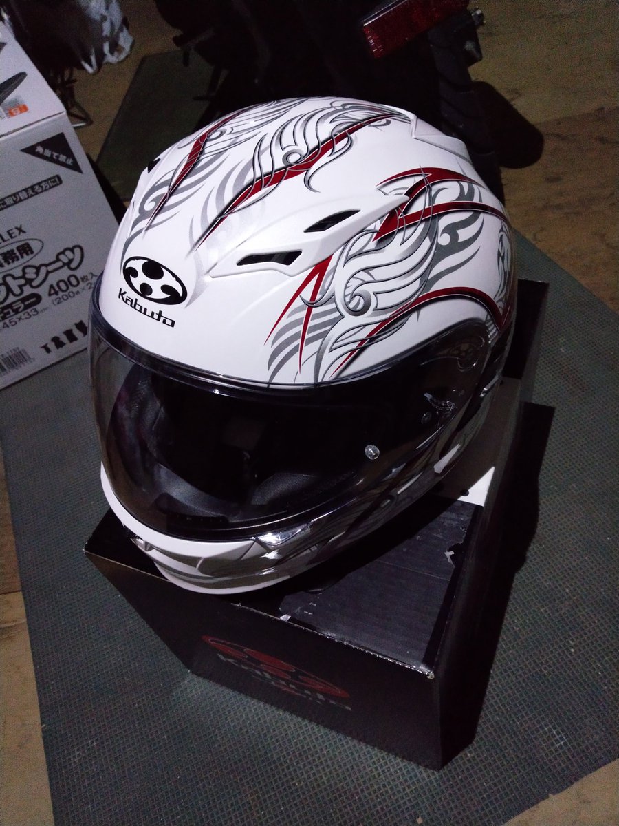 tane_gsr750's tweet image. 人生初のフルフェイス！
今まではメガネかけてるから便利なシステムヘルメットでした😄
これからツーリングが楽しみです( *´艸)
#OGK
#KAMUI2
#SENA
#20S EVO