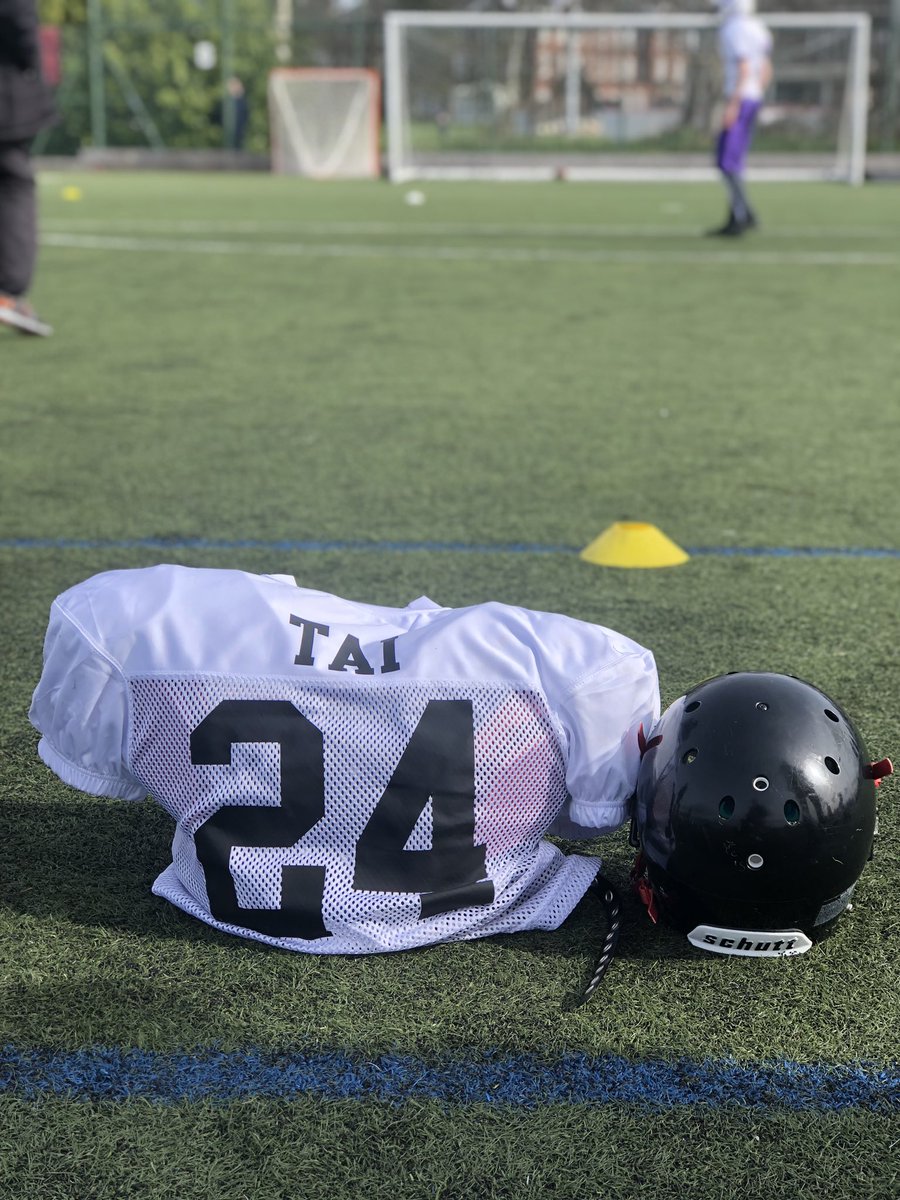 SamTaiRB24's tweet image. Finished off a good week with football, the first game of the season is in 3 weeks now with @Yorkshire_Rams 

Putting in the hard work each day to make sure we will dominate the season!! 👊🏾