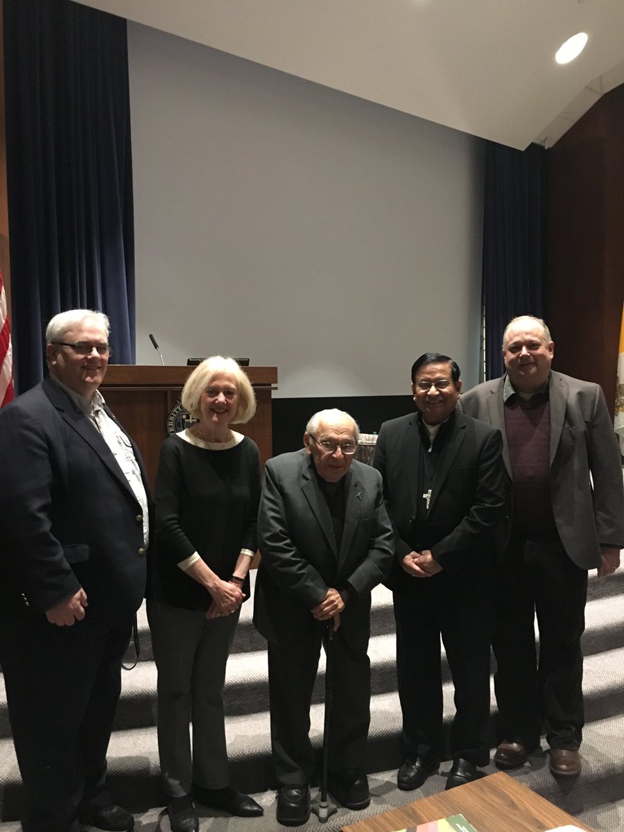 BfloBill64's tweet photo. What a #CST group #OptionForThePoor ⁦@socialconcerns⁩ #CharleyClark #LisaSowleCahill #GustavoGutierrez #CardinalBo #DanGraff @NotreDame #NotreDame https://t.co/YNmwLMAqVm