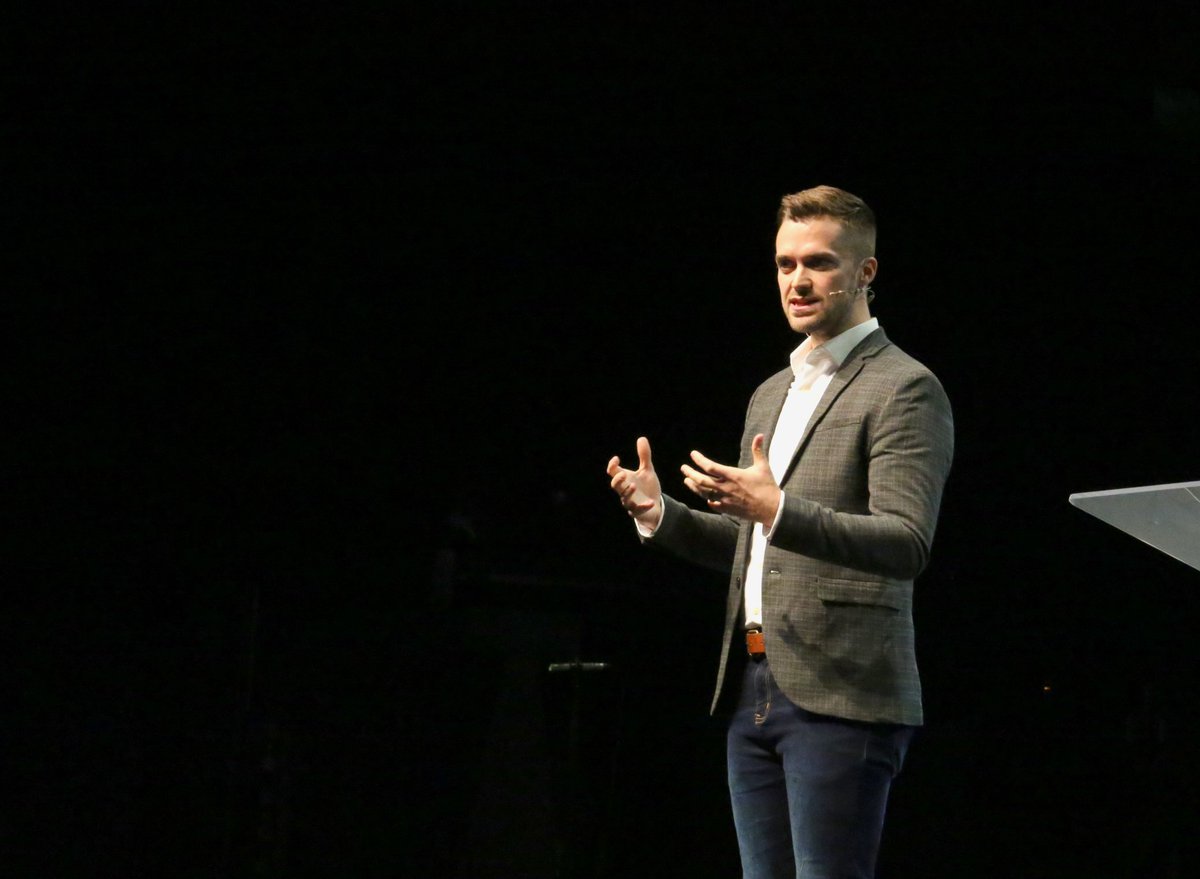 Hopeforjustice's tweet photo. "Let's engage and lean-in to the chaos and complexity of slavery with focus, hope and determination"- Josh Bailey, Cambodia Director, @Hopeforjustice

Josh at Hope Conference #Stand2019 with amazing success stories of change, made possible through determination, innovation &amp; hope https://t.co/aVdj1Tkb4E