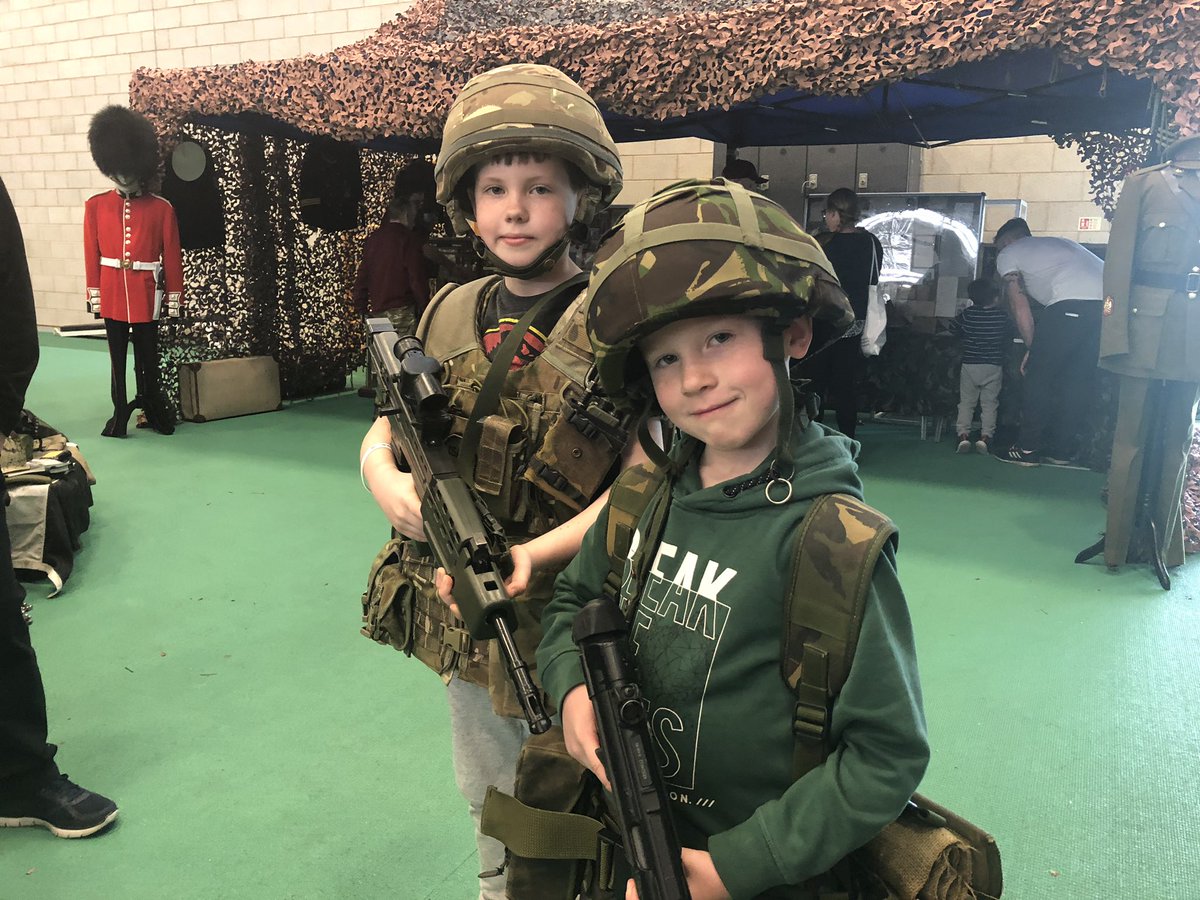 emajay76's tweet photo. @MovingForcesUK great day today lots of fun! https://t.co/FagqrIPgX6