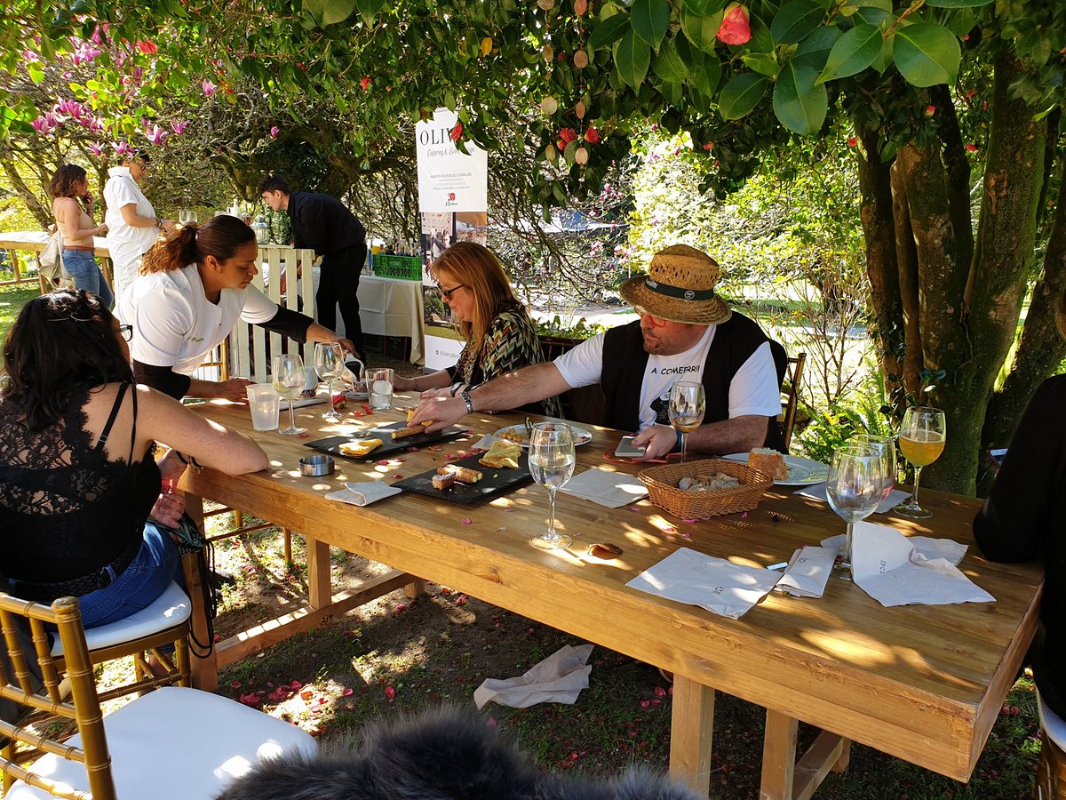 ManuelDeRoque's tweet photo. Este @CocidoDay é unha liada máxima!!! @ClusterGalicia @casapedreira @Bea_sotelo @Turvegal @ViaRomana_es @VermuStPetroni @ManuelDeRoque @charini25786 https://t.co/CHUVNiLpOq