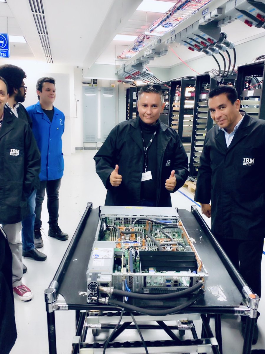 TDVision's tweet photo. #artificialintelligence #nVidia #Volta #AILEENN #IBM #Watson Centro de #InteligenciaArtificial de Jalisco  @ IBM Campus Tecnologico Guadalajara https://t.co/HSqUwNJJIL