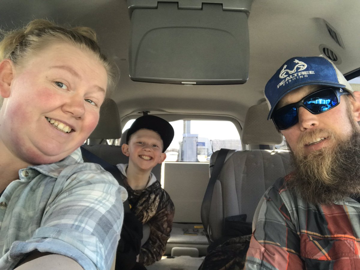 jjlpersson's tweet photo. @CodyJinksMusic heading to Mankato for night 1!! It’s the little guys 1st concert!! He’s excited!! Still looking for meet &amp; greets!! #parentsoftheyear #raisinghimright #codyjinks #Mankatonight1 https://t.co/w8SmwRcSir