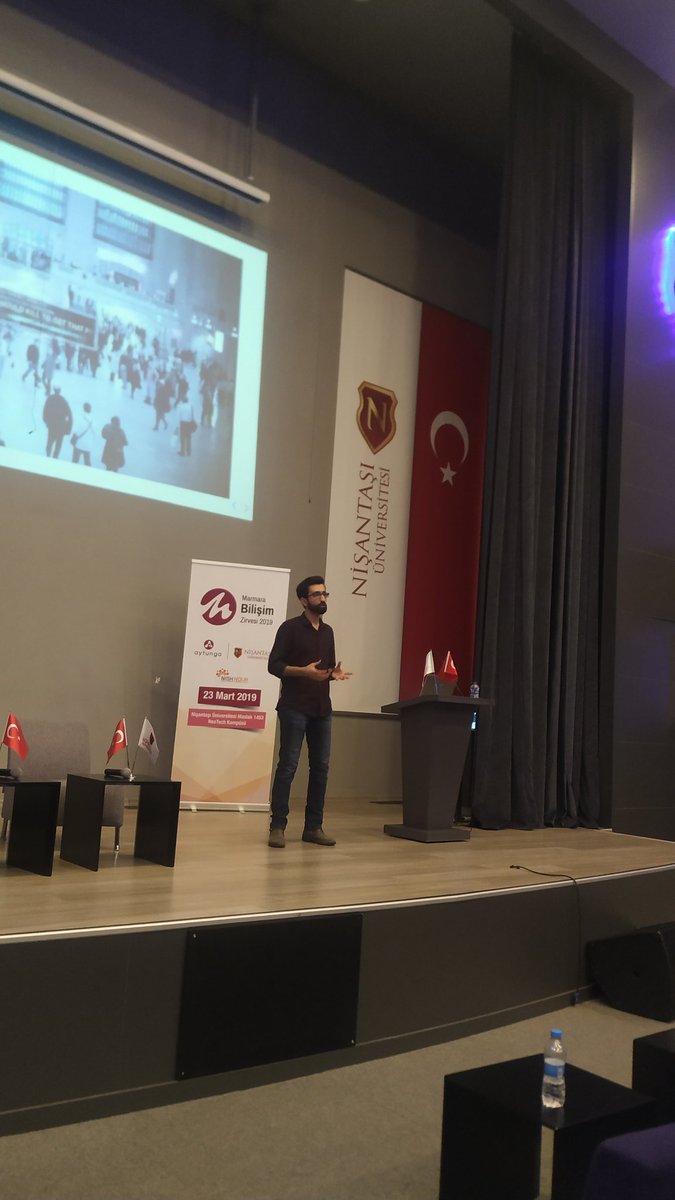 marmarazirve's tweet image. Habertürk Yazılım Geliştirme Uzmanı, Aytunga&apos;nın da kurucularından @volkansengul &quot;Derin Öğrenme ile Kitle Yönetimi&quot; konu başlığıyla bizlerle!👊😍

#güneşindoğuşu #mbz #aytunga #marmarabilişimzirvesi #bilişim #etkinlik #yapayzeka #dijitalleşme