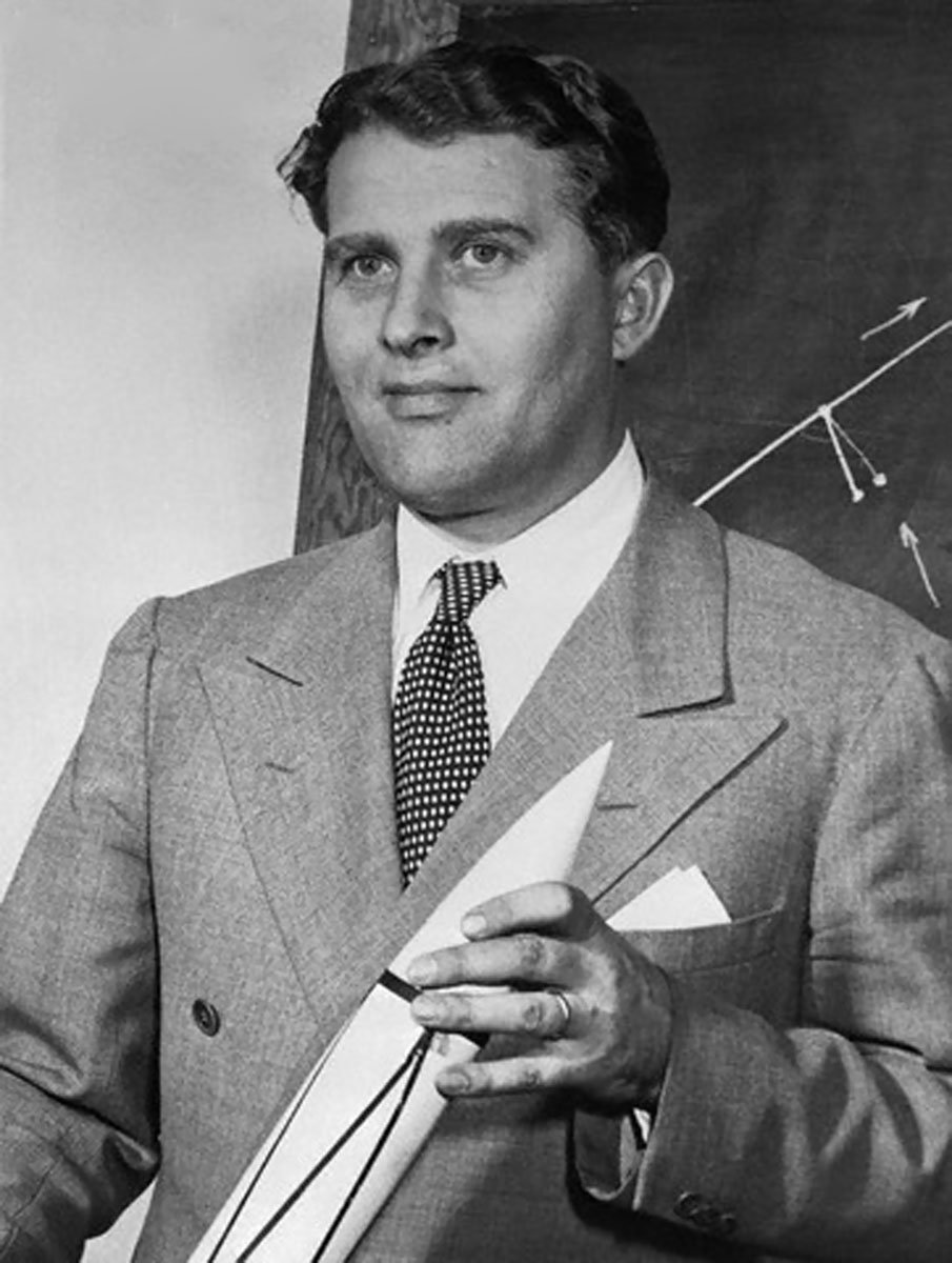 SpiesVespers's tweet photo. OTD March 23, 1912 #Wernher_von_Braun born. Nazi rocket man and participant in #Operation_Paperclip. https://t.co/BNdipBWxbt