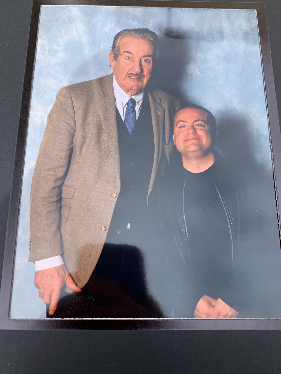 s_w_photograph's tweet photo. I met @BeingBoycie today #BathComicCon https://t.co/cJO2htVayN