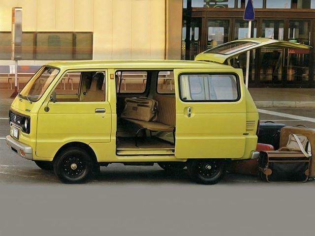 EscalaClasica's tweet photo. Ya que tanto interés despertó el tema de las "Pan Lactal", les mostramos más de la oferta que tuvimos en Argentina en los ´80. Esta fue la más vendida, la #Daihatsu #Wide55, que se ofrecía como furgón, van, o pick-up.
.
#escalaclasica #carphotos #carsofi… https://t.co/jNXLg2N0d4 https://t.co/8WSF5ZCJyF
