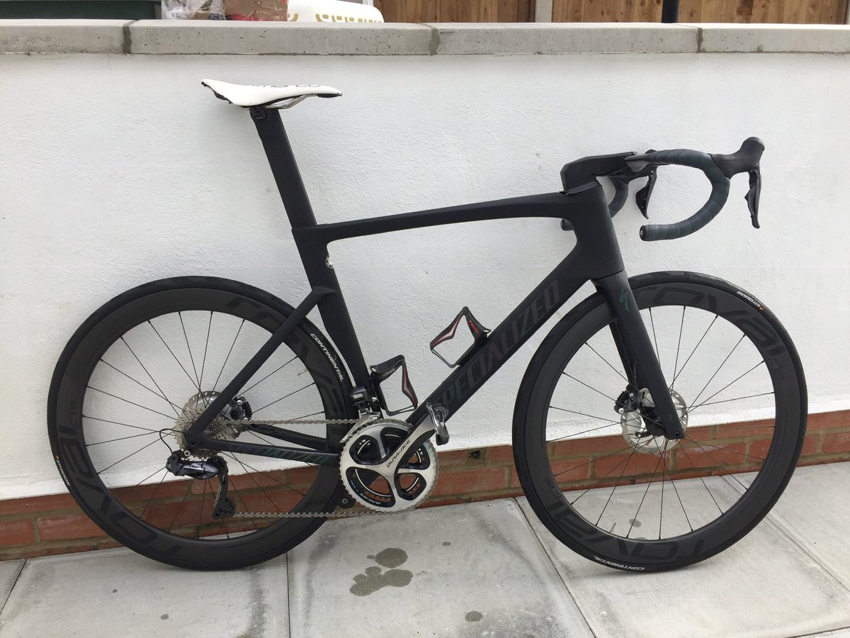 Freshly cleaned and ready to go for <a href="/TheWallyGimber/">Wally Gimber Trophy</a> tomorrow💪🏻<a href="/MeudonRT/">Meudon Pedal Heaven Le Col RT #MPH</a> #mph