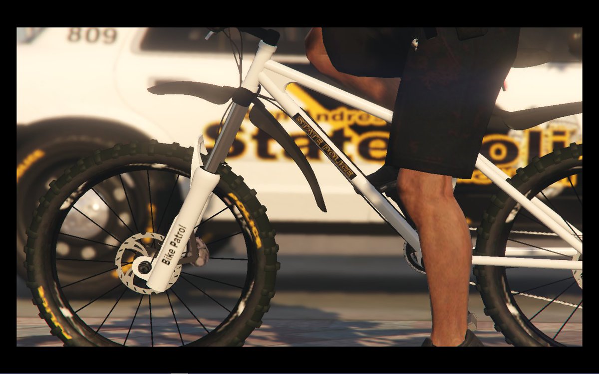 DirJacksonSATAC's tweet photo. Doing liveries for my bike patrol division in @LCPDFR, so far so good https://t.co/mqn8o3DFuF