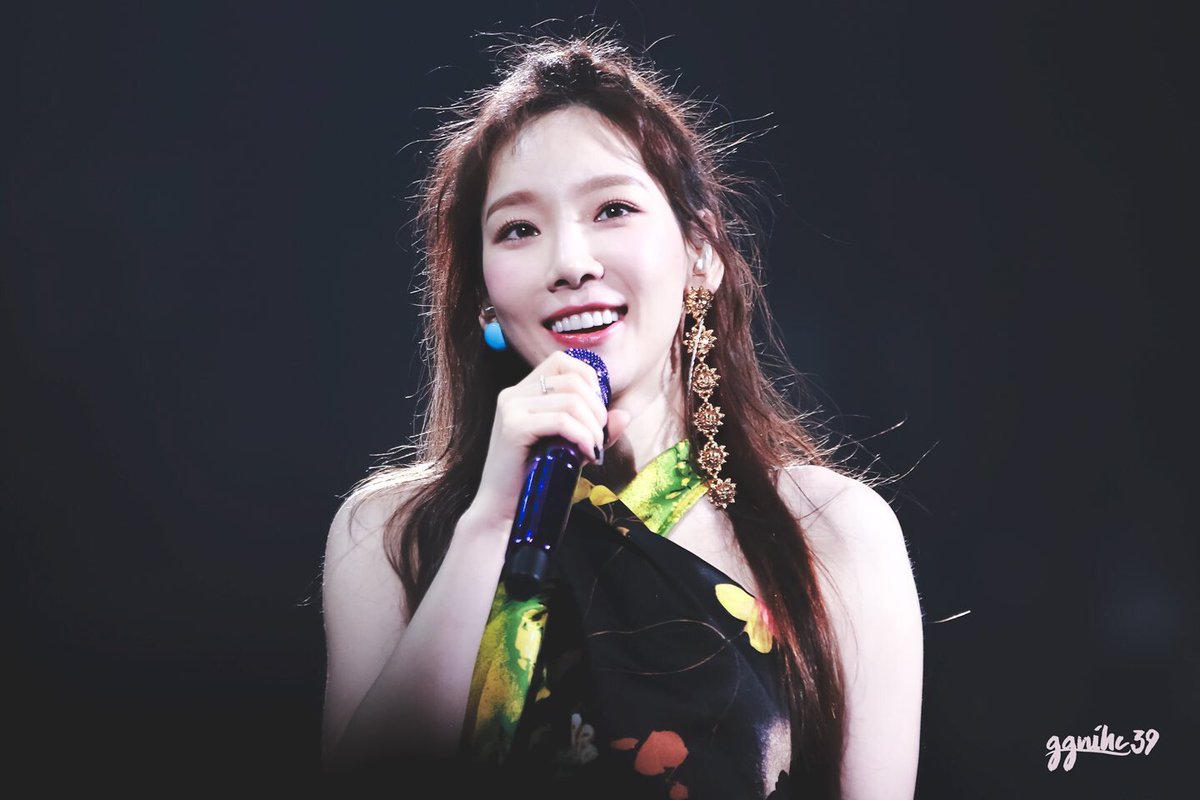 AUMTAENY's tweet photo. ความน่ารักของโลกใบนี้ 💕💜

#태연_사계_음원공개_오늘오후6시 https://t.co/pNAimM3p27