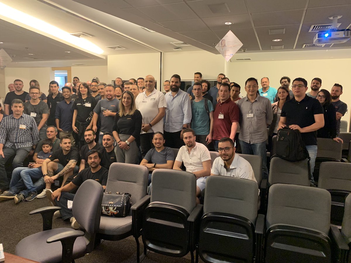 jrnunes's tweet image. Foto clássica de encerramento do SITSP. #sitsp