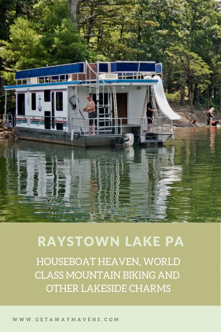 GetawayMavens's tweet photo. Find out what Sticky Doll Disease is all about, and then rent a houseboat with rooftop hot tub - so romantic on a clear moonlit night on Raystown Lake PA. https://t.co/j5E9lct9a8 @Raystown_Lake @visitPA @huntingdonpa #Watersports #Houseboat #Romantic #NortheastUSA https://t.co/gpfc5uz9fS
