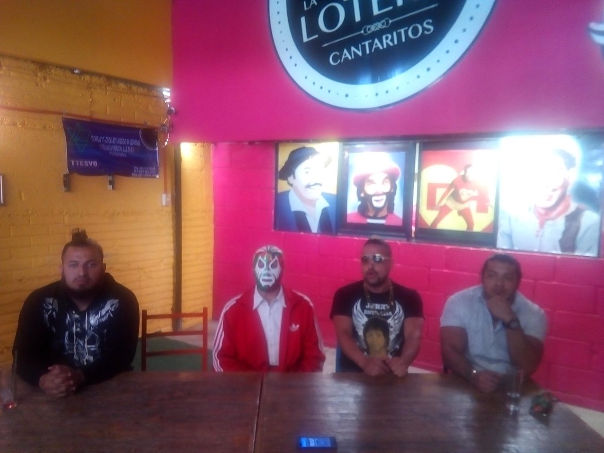 En conferencia de Prensa esta tarde en Fresnillo, Zac. Recuerden que hoy nos vemos en el Gimnasio Solidaridad en punto de las 8:00 PM. Espero me honren con su presencia...