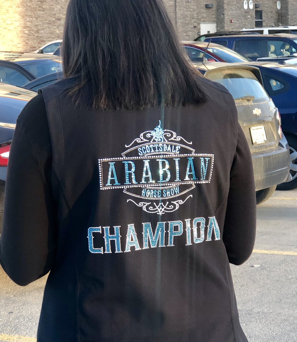 AprilBetzer's tweet photo. 284 miles round trip, three horses, and back before dinner!
And we got grandma listening to @BTS_twt on the way home! 💜
Exhausted but worth every mile!
#BTS #TypicalSaturday #StrandsArabians #TheThingsWeDoForOurKids
#ChasingDreams https://t.co/BhhAzktlcj