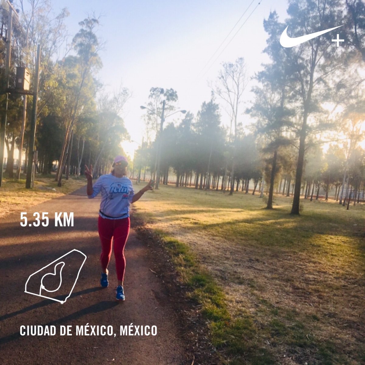 JugoEly's tweet photo. Un trote leve, para ir agarrando condición otra vez
#runingtime
#soycorredora https://t.co/ERArJcMpQP