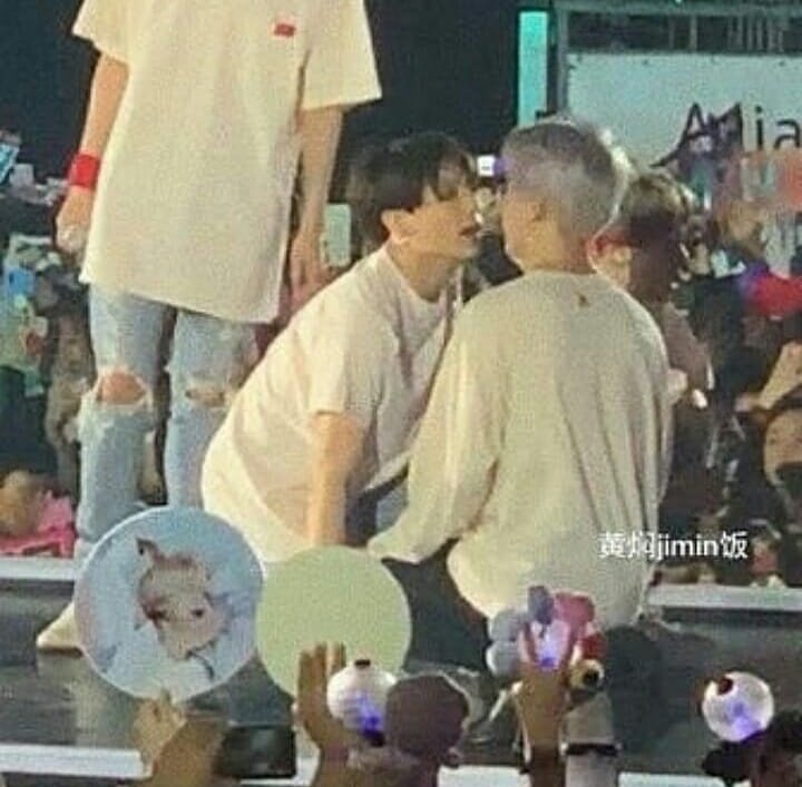 ติดสถานะพี่น้องโซน tweet media
