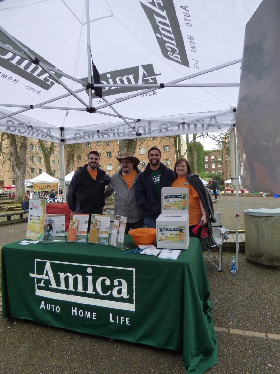 TravelerWeekend's tweet image. The most fun I had today at #PSU #FarmersMarket was stopping @Amica booth . . . insurance... What you say! Well, this fab-4 are so much fun if there was an Oscar for best customer service hands down they WIN!!  Better yet they're having a giveaway!! #DayTrippingPortland #Portland
