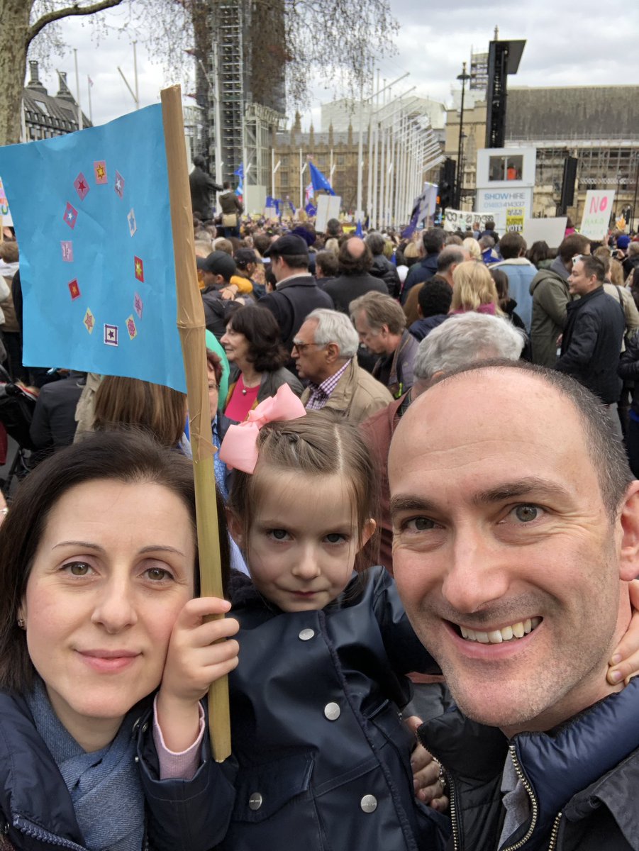 s_silano's tweet photo. Amazing to be part of the #PeoplesVoteMarch today 🇪🇺 https://t.co/gpRmczVHdA