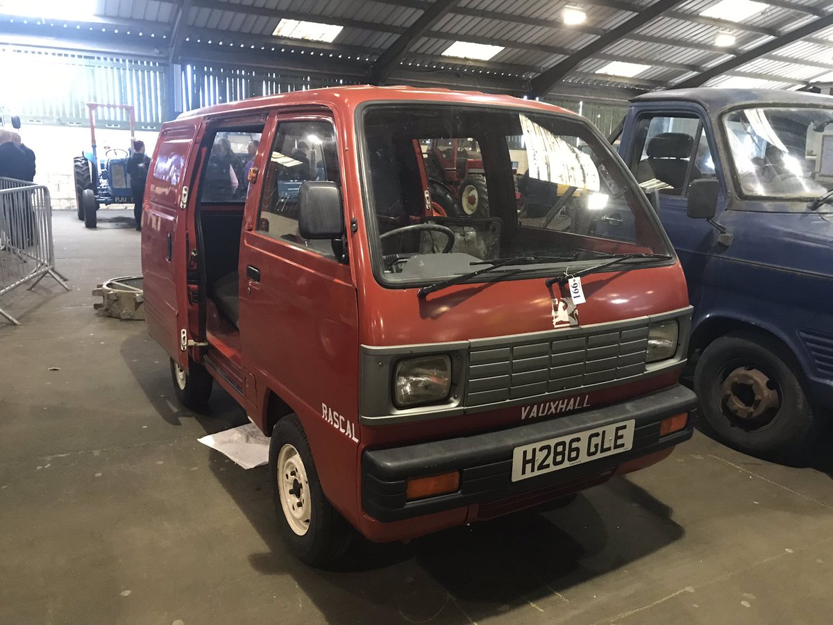 This little Rascal made me Dizzee... almost enough to bid on it. It fetched £1200 at the Tractor World Spring auction...