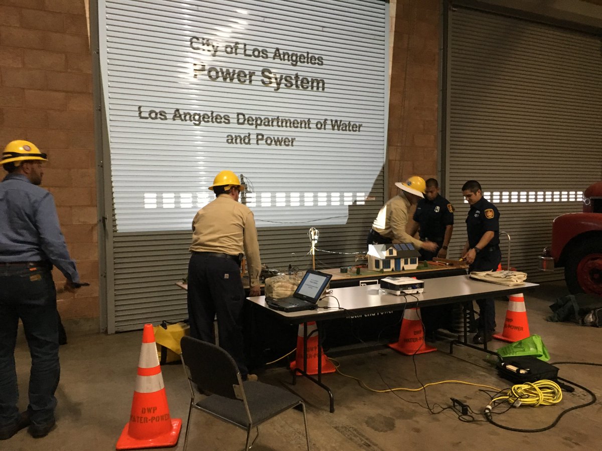 CertLAFD's tweet photo. @CertLAFD Unit would like to extend a special thank you to @LADWP for today's #ElectricalSafety Awareness Training. Just over 40 #LAFD #CERT #CallOutTeam members were in attendance today to provide better #PublicSafety during "Wires Down" Deployments. https://t.co/roLBHVllNP