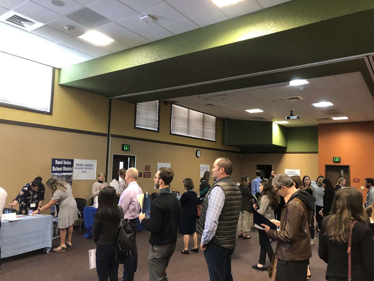 EdmundsTracee's tweet photo. Great buzz at the Teacher Job Fair! @MarinOfficeofEd @burkemaryjane @RVSD @SRCSSchools @DixieSchools @NUSD1 @DrNancyLynch @WMarinSuper https://t.co/2Zaq6AlQHx