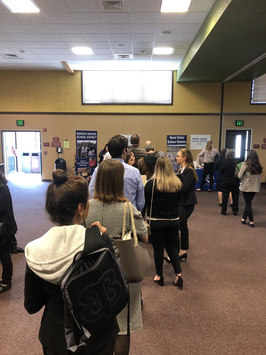 EdmundsTracee's tweet photo. Great buzz at the Teacher Job Fair! @MarinOfficeofEd @burkemaryjane @RVSD @SRCSSchools @DixieSchools @NUSD1 @DrNancyLynch @WMarinSuper https://t.co/2Zaq6AlQHx