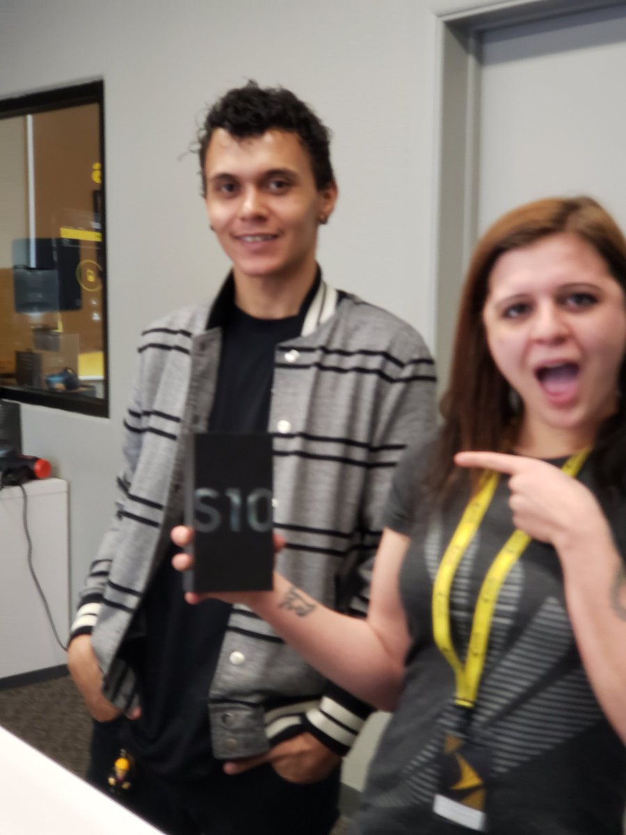 FsmRobin's tweet photo. #samsung4life 
#DenverSouthWeWill 
#partnerships 
@soung_sul https://t.co/iE7JgfR9O3