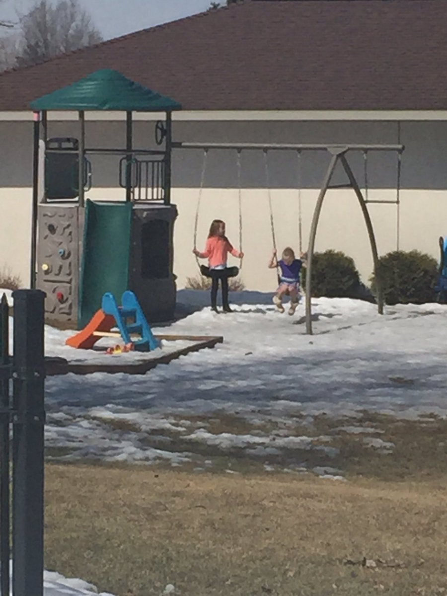 How Minnesotans play in early spring..40 degrees F..bare legs, bare arms, and boots!😂