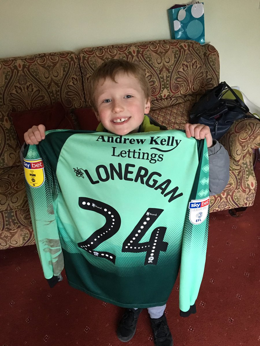 Dave Tolan (@davetolan) on Twitter photo Thanks @lonners24 for gifting my 7 year old Adam your shirt after today’s awesome 3-1 win. You’ve made his day as he aspires to be a goalkeeper!
<a href="/officiallydale/">Rochdale AFC</a> #upthedale Thanks @lonners24 for gifting my 7 year old Adam your shirt after today’s awesome 3-1 win. You’ve made his day as he aspires to be a goalkeeper!
<a href="/officiallydale/">Rochdale AFC</a> #upthedale