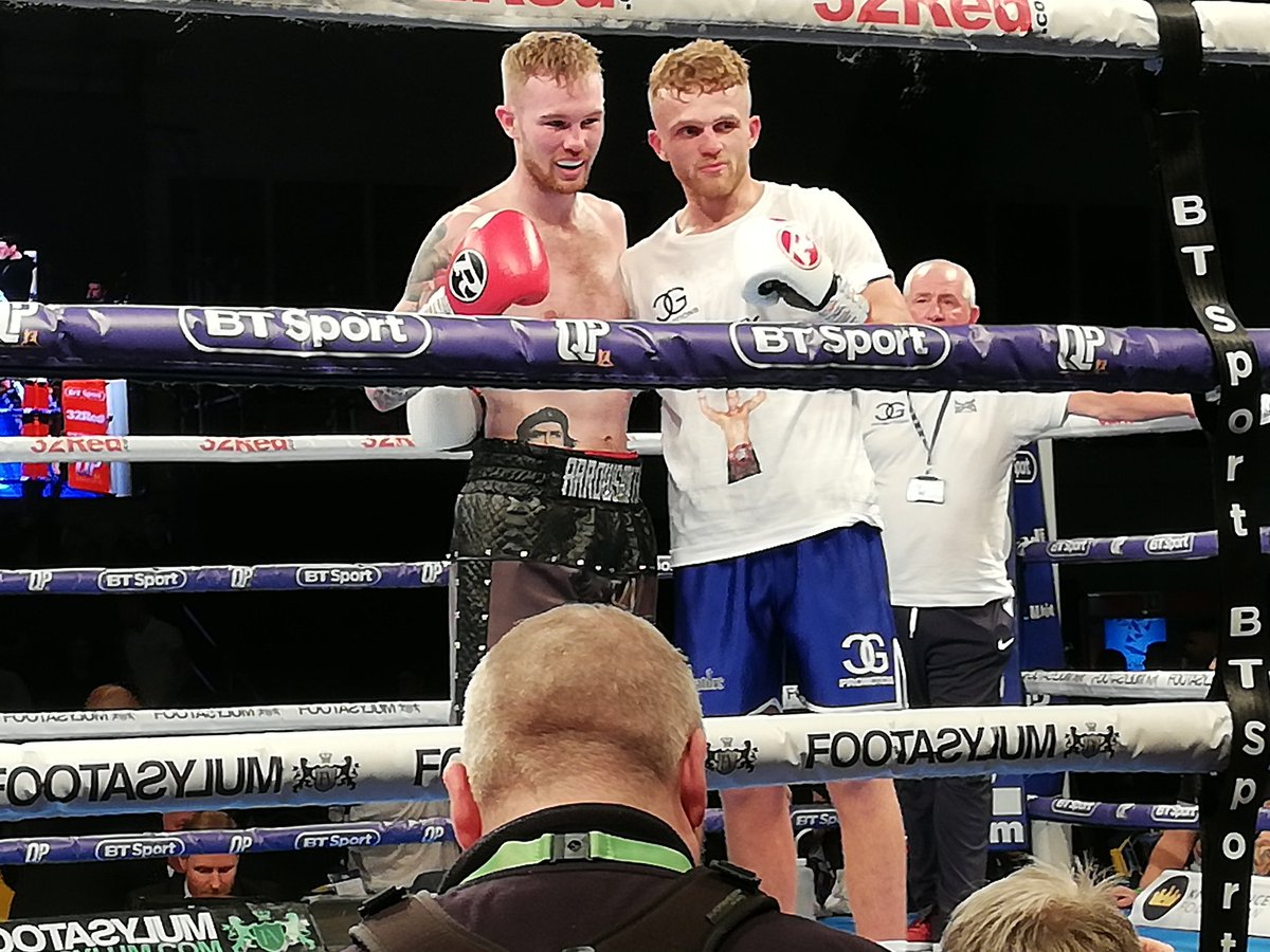 gbboxingvoice's tweet photo. Convincing 40-36 win for @blocko_1995 moving to 4-0 @CarlGreavesPro @LeicesterArena @frankwarren_tv @BTSportBoxing #LeicesterBoxing #TeamCGP ๐ฅ๐ฅ๐ฅ https://t.co/UZ75A7HQft