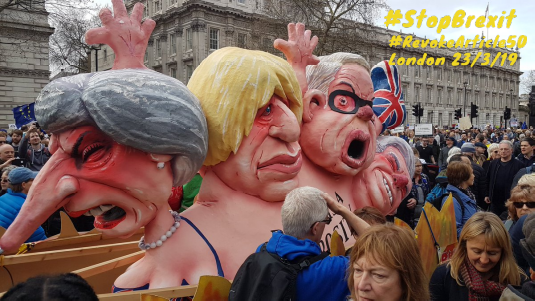 StopBrexitMarch's tweet photo. #RevokeArt50Now #RevokeArticle50March #RevokeArticle50 #RevokeA50 #StopBrexit #StopBrexitFloat https://t.co/d7jSvcXfFl