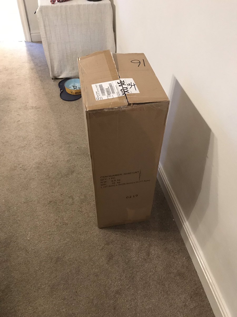 SoffPatch_26's tweet photo. Update hoover is now home. #giddy https://t.co/UAOtXZiElL