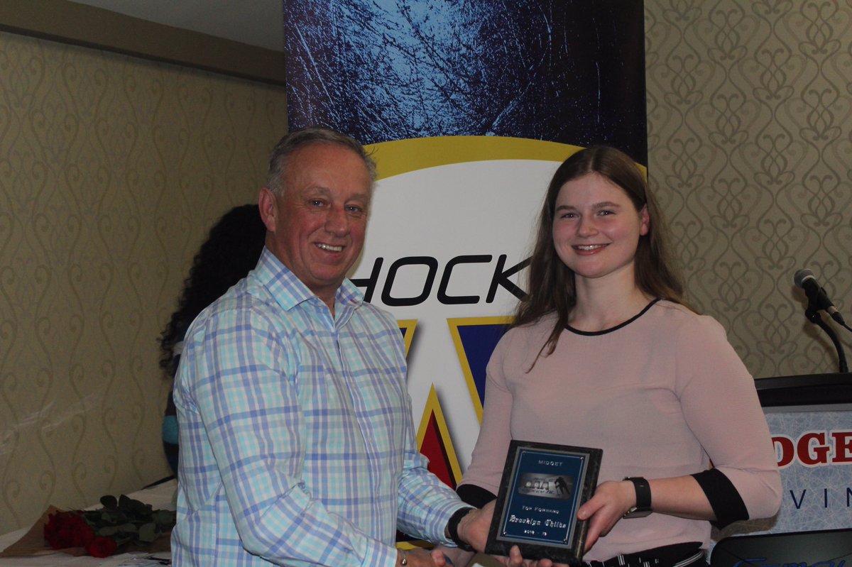 While we had tremendous contributions throughout our lineup all season 2 of our players received recognition at our annual AAA banquet.  These players don’t get these awards without the efforts of teammates.  @genge_liv Top Defense <a href="/brooklync1103/">Brooklyn Childs</a> Top Forward and Top Scorer