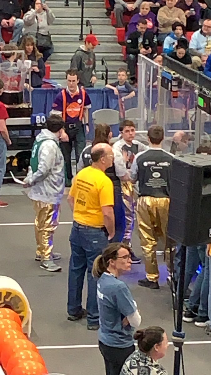 DaRealMrWithers's tweet photo. The MC Hammers 🔨 getting ready to start #MCCardinals #mchammers https://t.co/KLcZFzfRYM