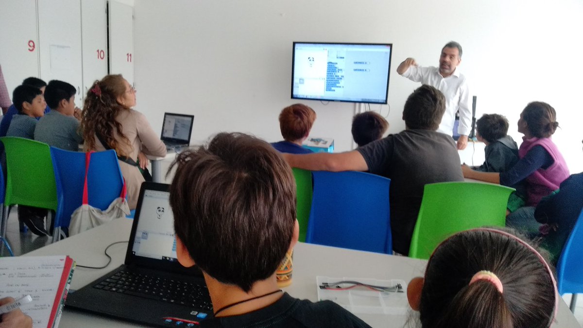cristian_jvg's tweet image. #arduinoDay2019