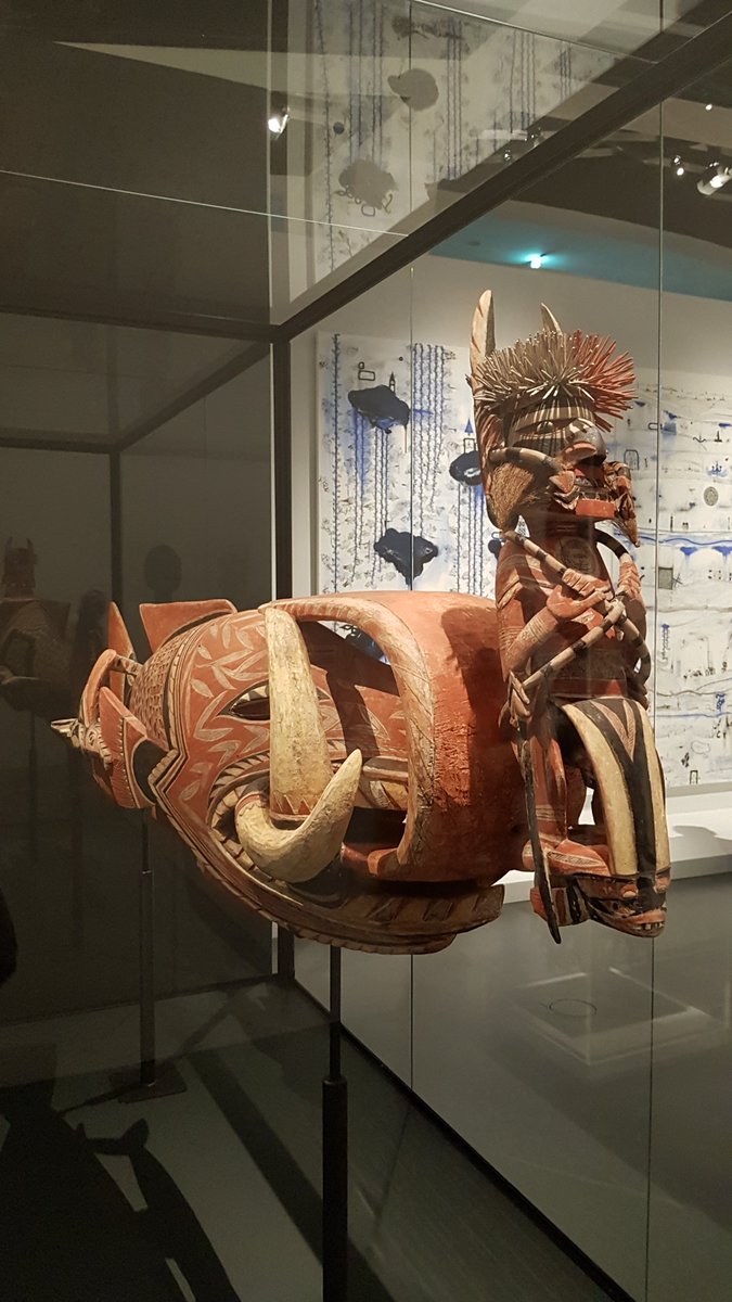 quaibranly's tweet photo. Fin de la programmation dans le cadre du #WeekendEthno pour aujourd'hui, mais le musée reste ouvert (et #gratuit) jusqu'à 21h ! L'occasion de flâner dans l'#ExpoOcéanie... Bonne visite et à demain. https://t.co/aDODoA46TL