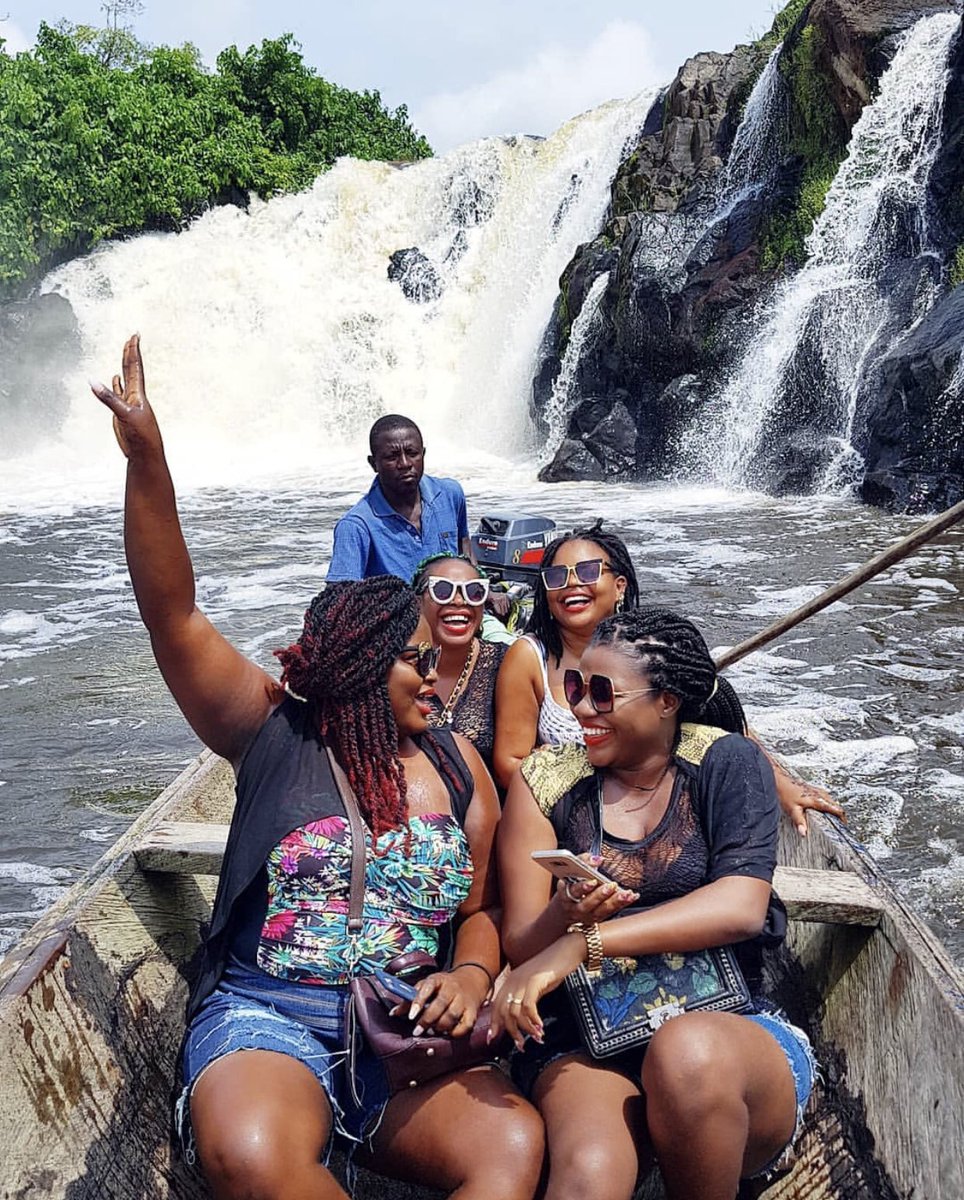 Mafigold's tweet photo. Stop acting like you live twice! 

#SquadGoals #squadweekend #237Commmunity #kribi https://t.co/NBzjvgMNFK